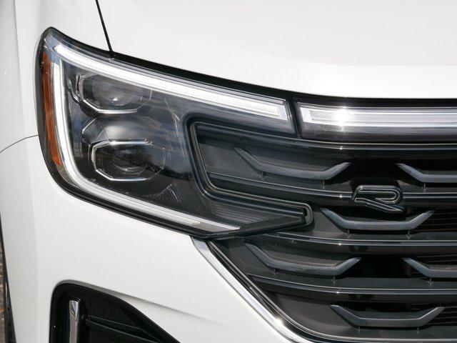 used 2024 Volkswagen Atlas car, priced at $45,495