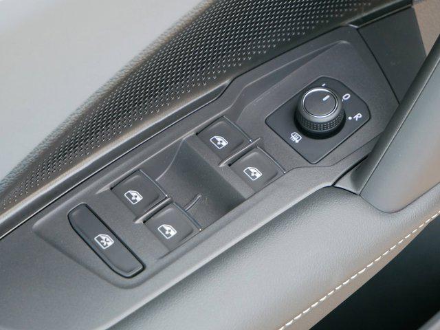 new 2025 Volkswagen Tiguan car, priced at $35,434