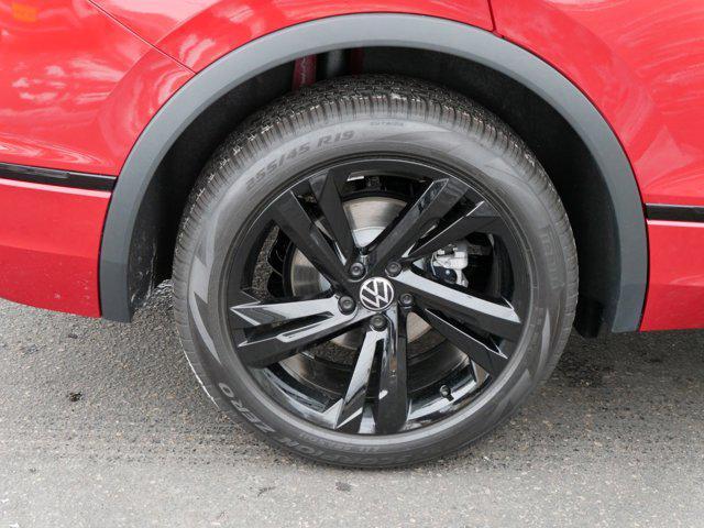 new 2024 Volkswagen Tiguan car, priced at $35,540