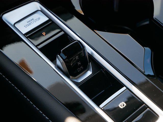 new 2025 Volkswagen Atlas car, priced at $53,450