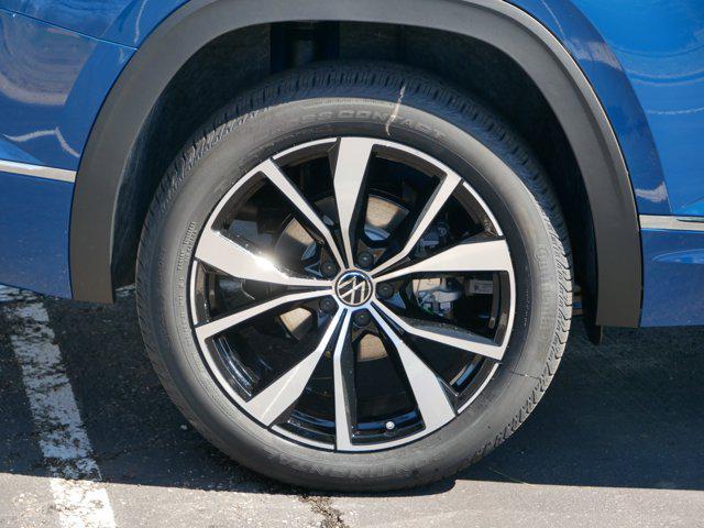 new 2025 Volkswagen Atlas car, priced at $53,450