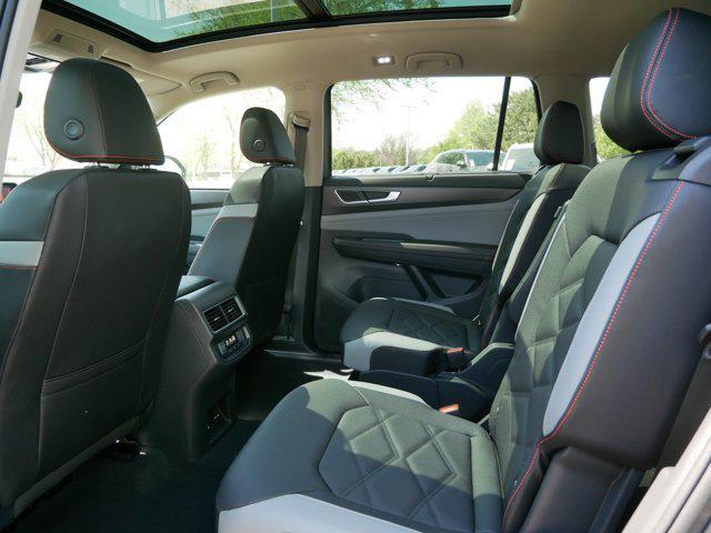 new 2025 Volkswagen Atlas car, priced at $48,339