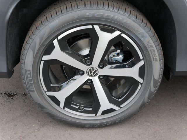 new 2025 Volkswagen Tiguan car, priced at $35,065