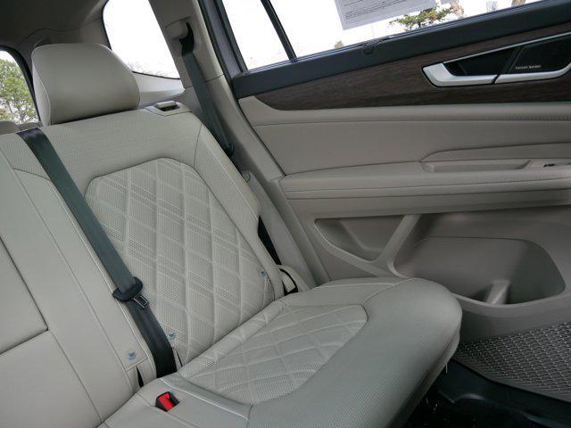 used 2024 Volkswagen Atlas car, priced at $44,975