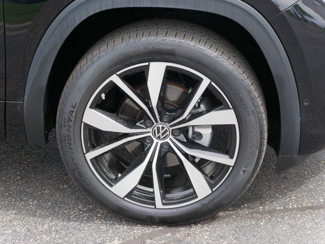 used 2024 Volkswagen Atlas car, priced at $46,995