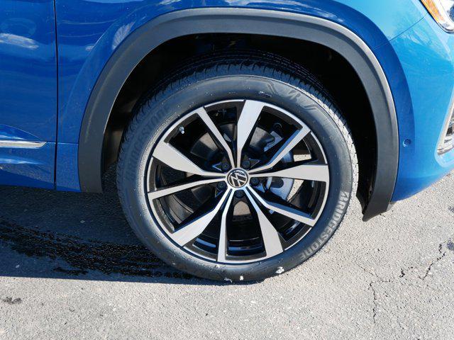 new 2025 Volkswagen Atlas car, priced at $52,755