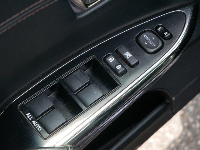 used 2016 Toyota Avalon Hybrid car, priced at $14,995