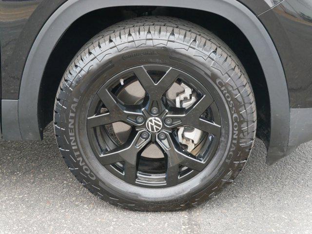 used 2024 Volkswagen Atlas car, priced at $46,495
