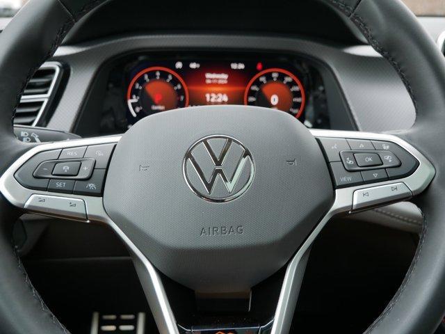 new 2024 Volkswagen Atlas car, priced at $45,671