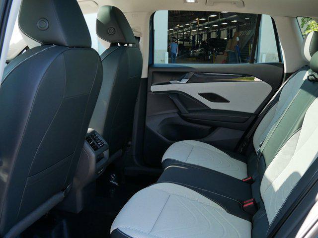 new 2025 Volkswagen Tiguan car, priced at $35,530