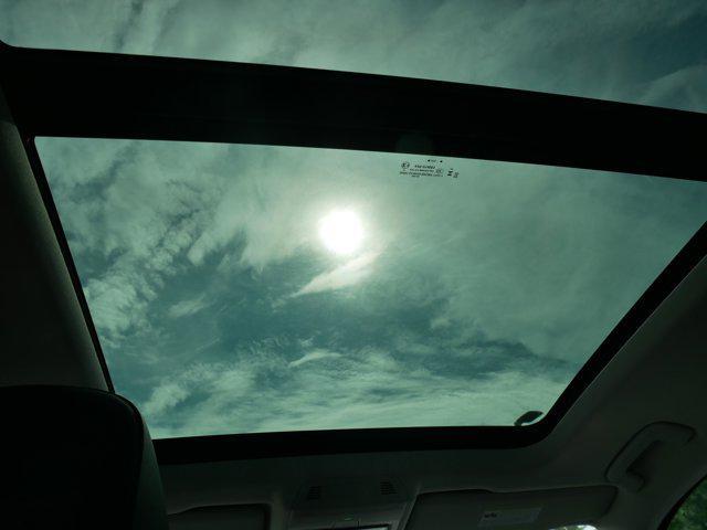 new 2025 Volkswagen Tiguan car, priced at $35,075