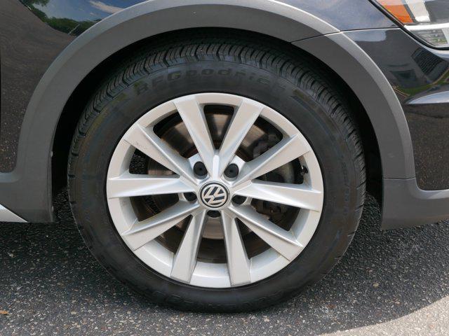 used 2019 Volkswagen Golf Alltrack car, priced at $22,995
