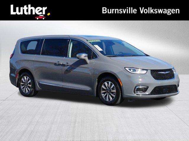 used 2022 Chrysler Pacifica Hybrid car, priced at $27,475