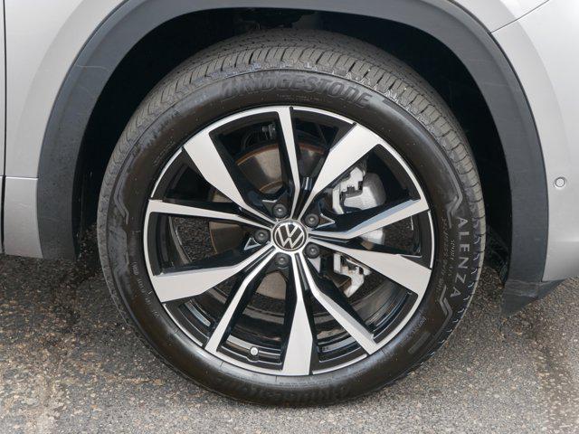 used 2024 Volkswagen Atlas car, priced at $45,995