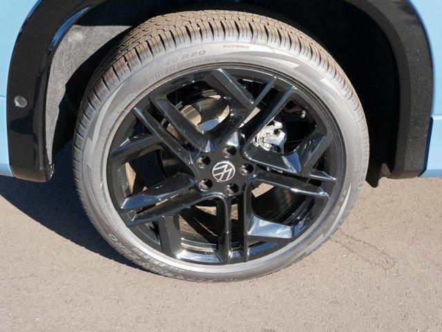 new 2025 Volkswagen Tiguan car, priced at $38,385