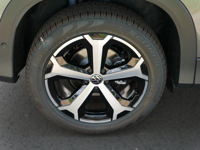 new 2025 Volkswagen Tiguan car, priced at $35,075