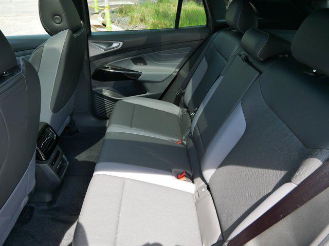 new 2025 Volkswagen ID.4 car, priced at $52,529
