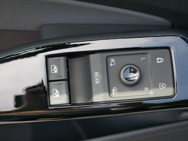 new 2025 Volkswagen ID.4 car, priced at $52,529