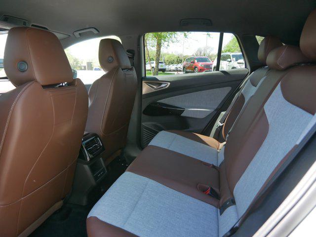 new 2025 Volkswagen ID.4 car, priced at $44,821
