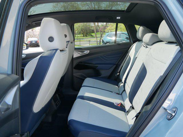new 2025 Volkswagen ID.4 car, priced at $49,758
