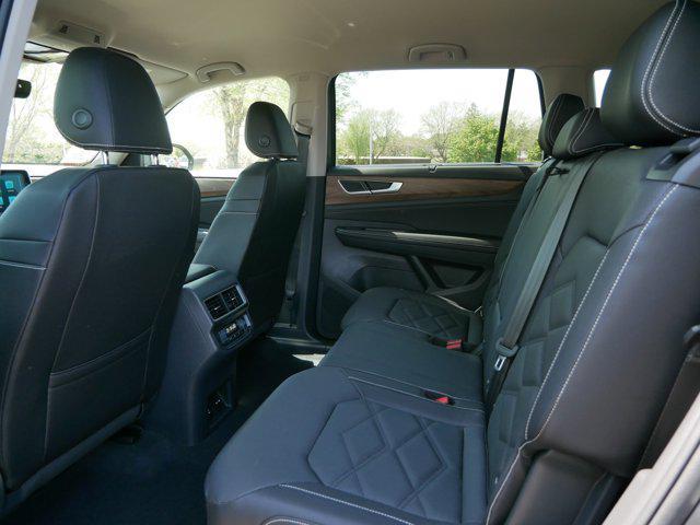 new 2025 Volkswagen Atlas car, priced at $43,919