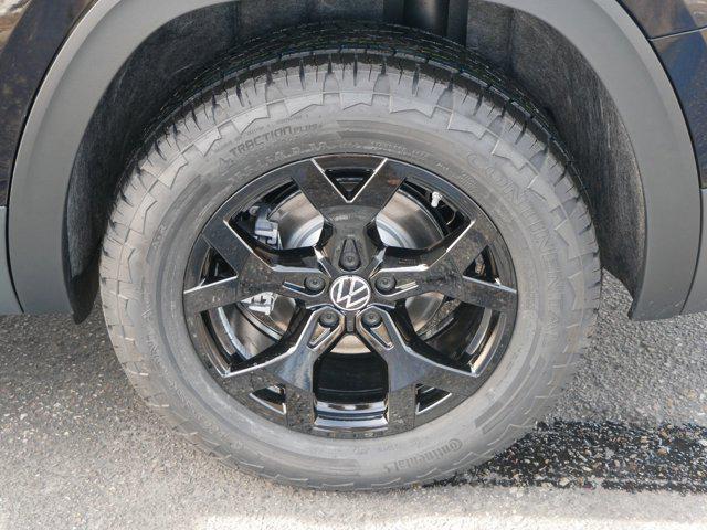 new 2025 Volkswagen Atlas car, priced at $45,975