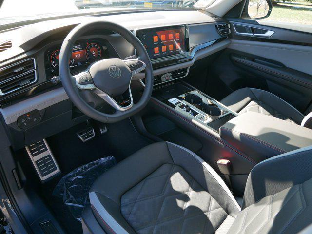 new 2025 Volkswagen Atlas car, priced at $47,125