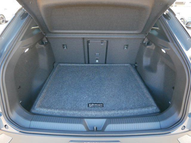 new 2025 Volkswagen ID.4 car, priced at $49,433