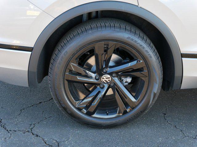 new 2024 Volkswagen Tiguan car, priced at $35,145