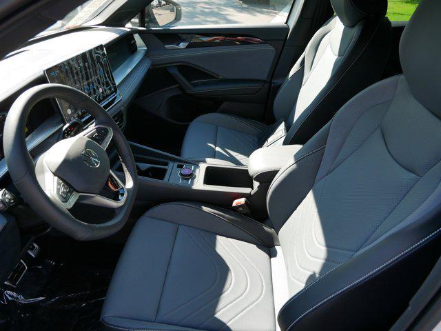 new 2025 Volkswagen Tiguan car, priced at $38,980