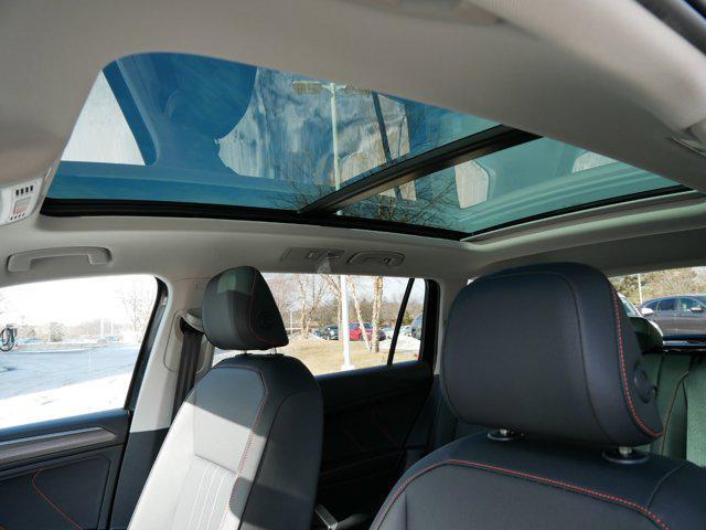 new 2024 Volkswagen Tiguan car, priced at $32,749