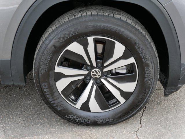 used 2024 Volkswagen Atlas car, priced at $34,995