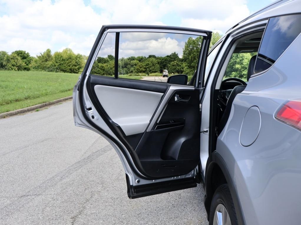 used 2018 Toyota RAV4 Hybrid car, priced at $20,919
