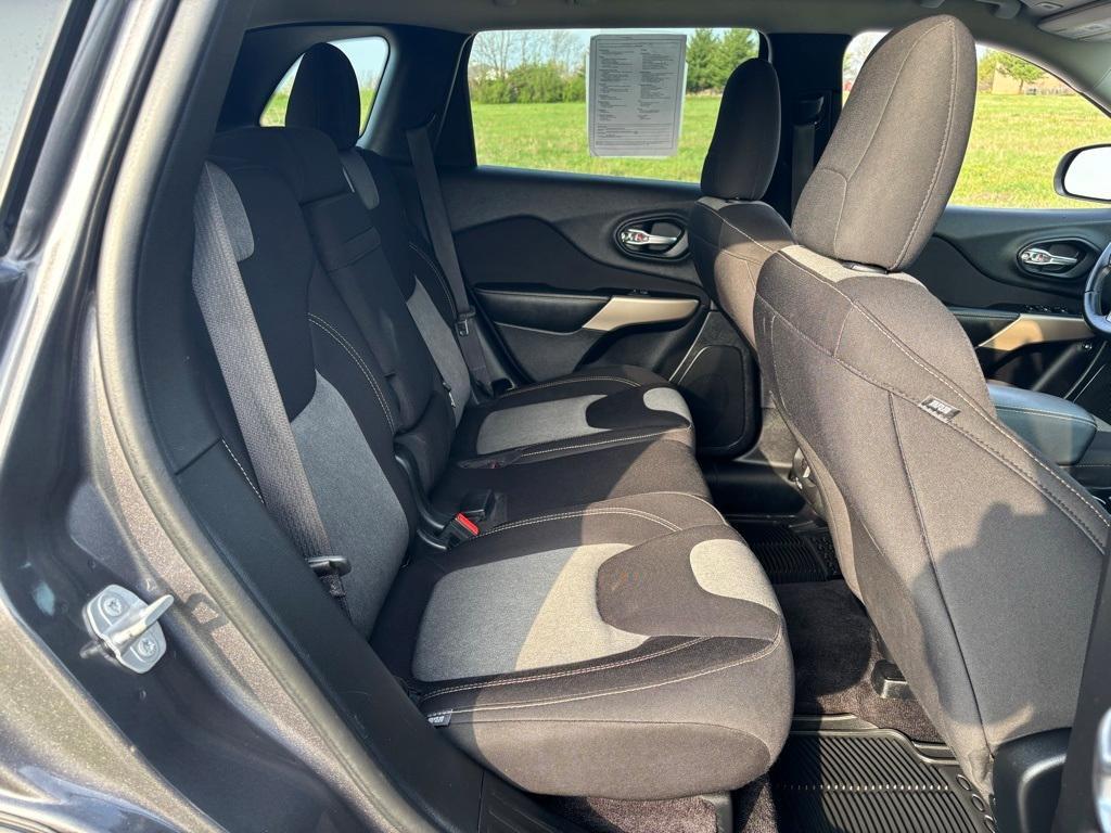 used 2018 Jeep Cherokee car, priced at $13,984