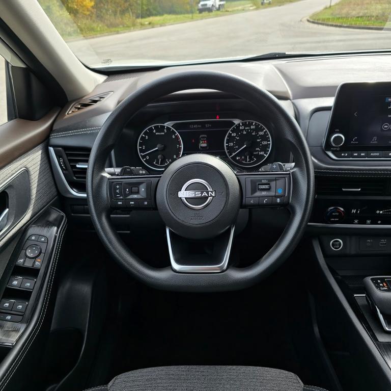 used 2023 Nissan Rogue car, priced at $21,984