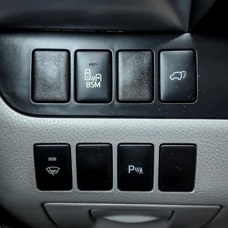 used 2016 Toyota Highlander car, priced at $20,298