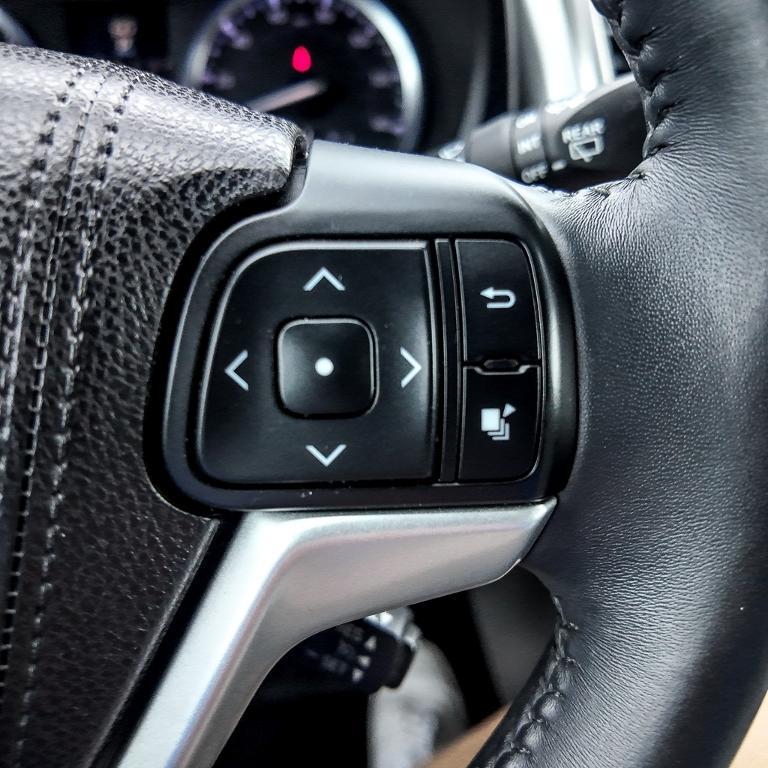 used 2016 Toyota Highlander car, priced at $20,298