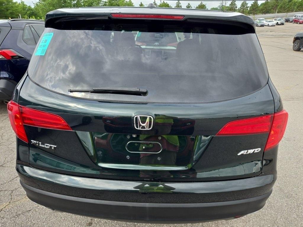 used 2016 Honda Pilot car, priced at $15,984