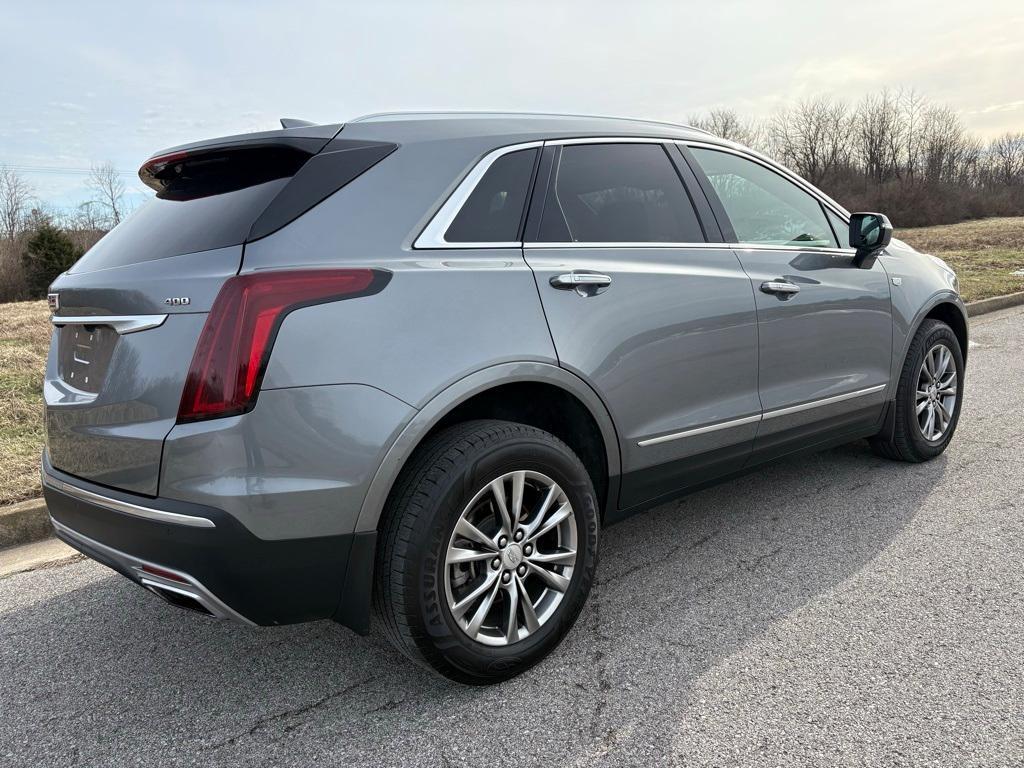 used 2021 Cadillac XT5 car, priced at $22,000