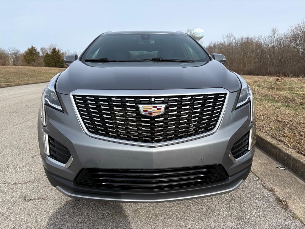 used 2021 Cadillac XT5 car, priced at $22,000