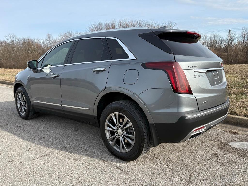 used 2021 Cadillac XT5 car, priced at $22,000