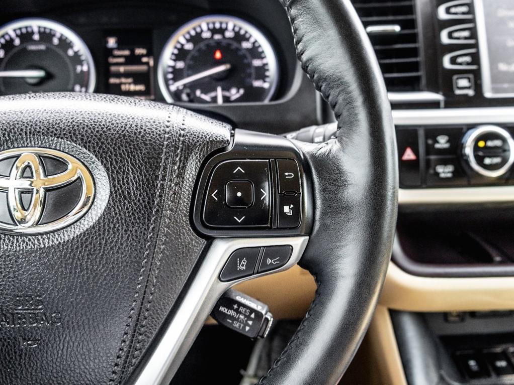 used 2018 Toyota Highlander car, priced at $28,598