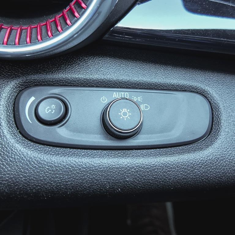 used 2024 Chevrolet Trax car, priced at $22,598