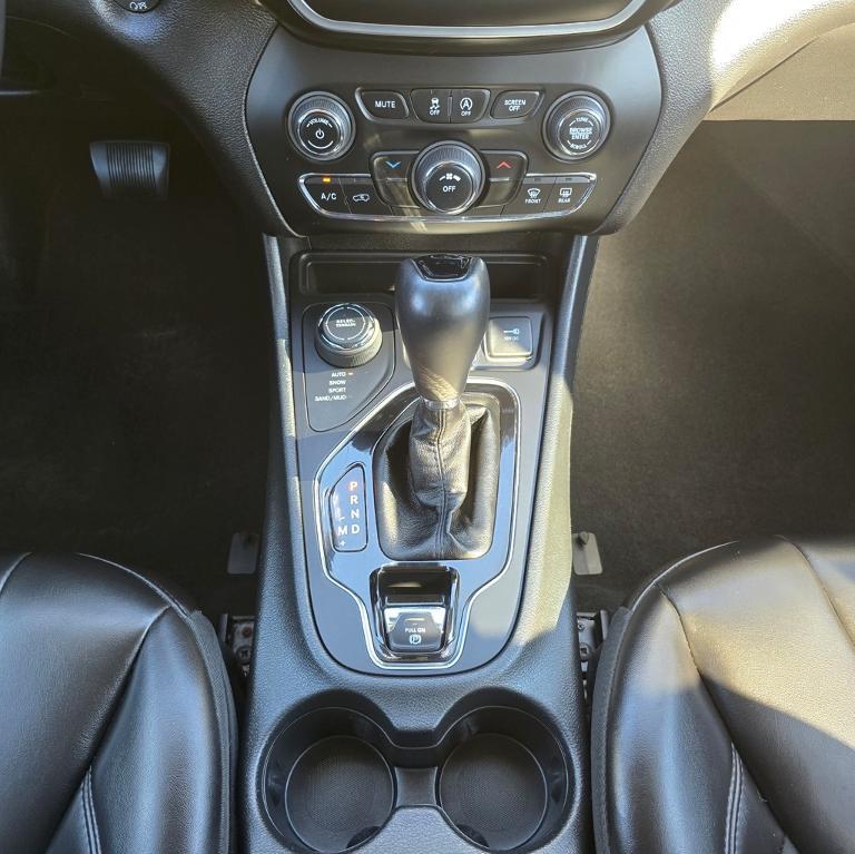 used 2019 Jeep Cherokee car, priced at $15,984