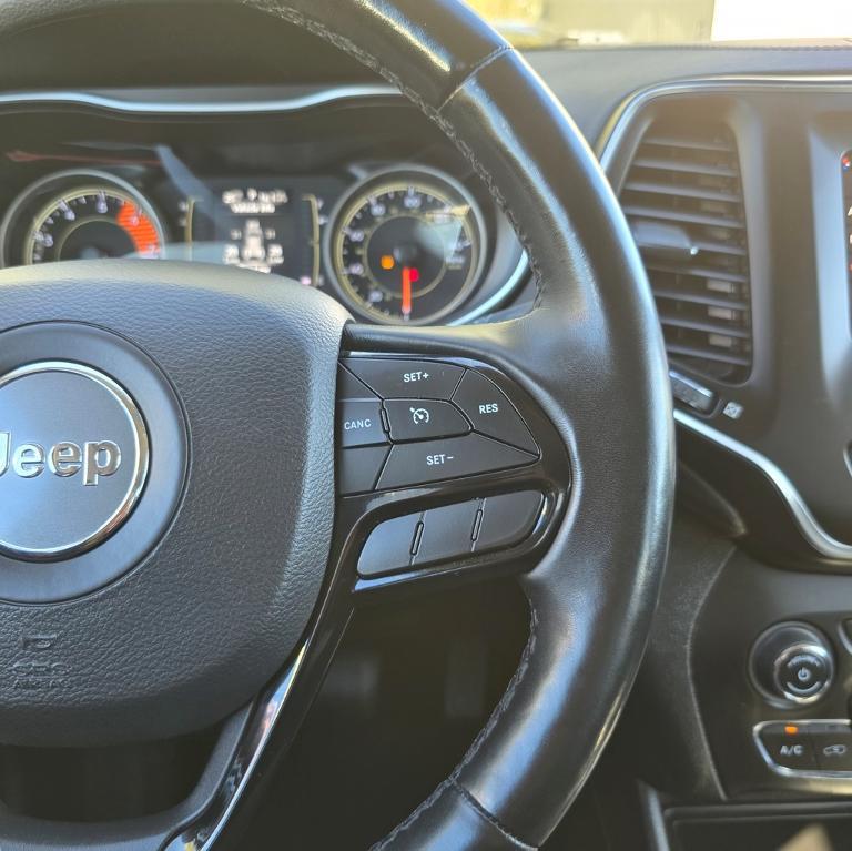 used 2019 Jeep Cherokee car, priced at $15,984