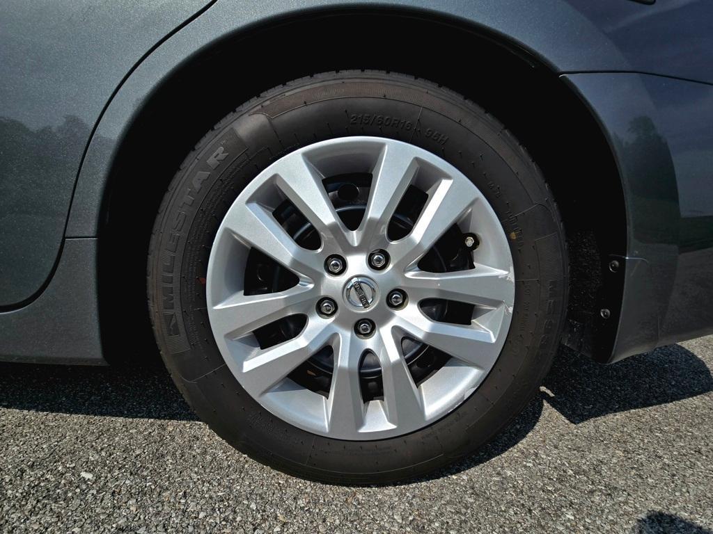 used 2018 Nissan Altima car, priced at $13,500