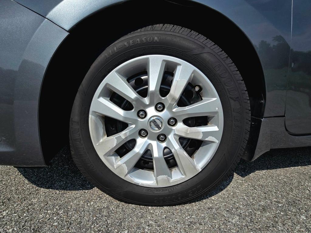 used 2018 Nissan Altima car, priced at $13,500