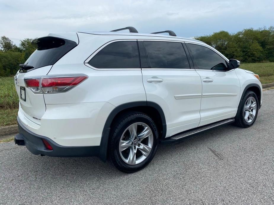 used 2016 Toyota Highlander car, priced at $24,984