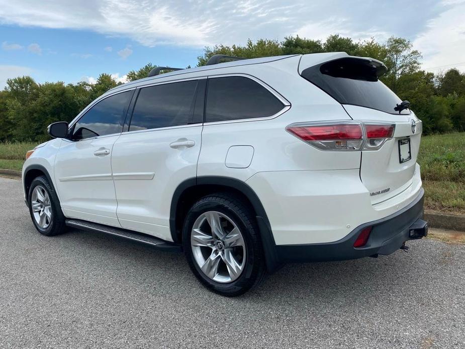 used 2016 Toyota Highlander car, priced at $24,984