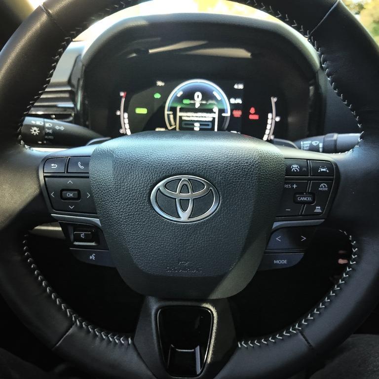 used 2025 Toyota Camry car, priced at $28,984